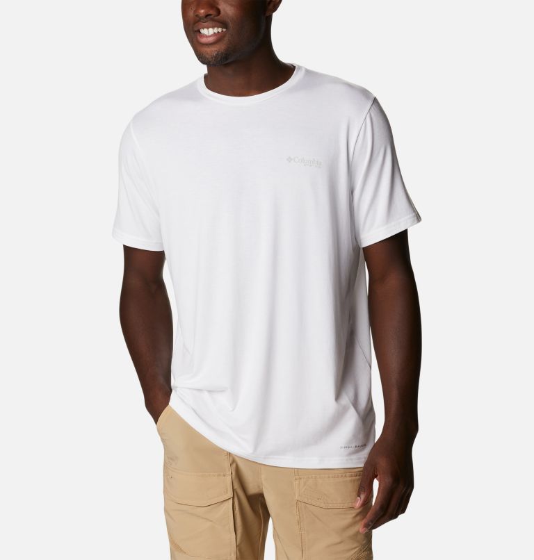 Thumbnail: Men's PFG Fish Flag Tech Short Sleeve Shirt, Color: White, Cool Grey Gradient, image 2