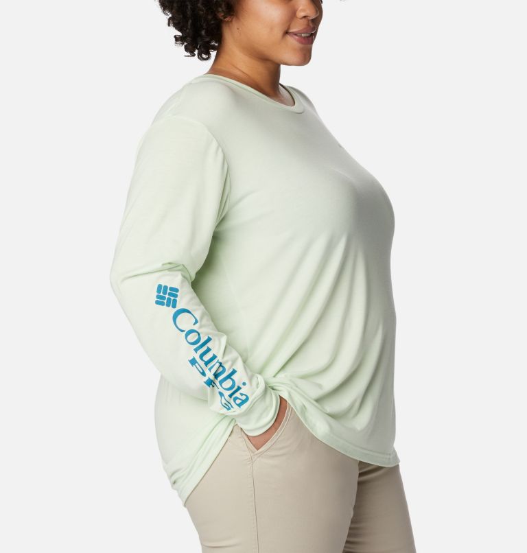 Thumbnail: Women's PFG Slack Water Graphic Long Sleeve Shirt - Plus Size, Color: Light Lime, Cypress Gradient, image 3