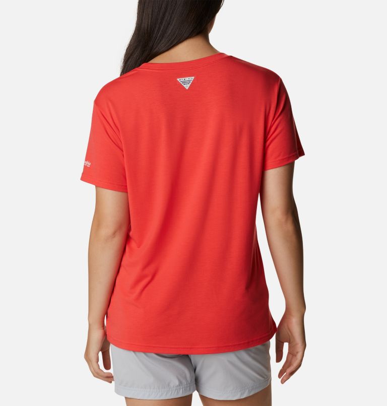 Thumbnail: Women's PFG Slack Water Graphic Short Sleeve Shirt, Color: Red Hibiscus, Billfish, image 2