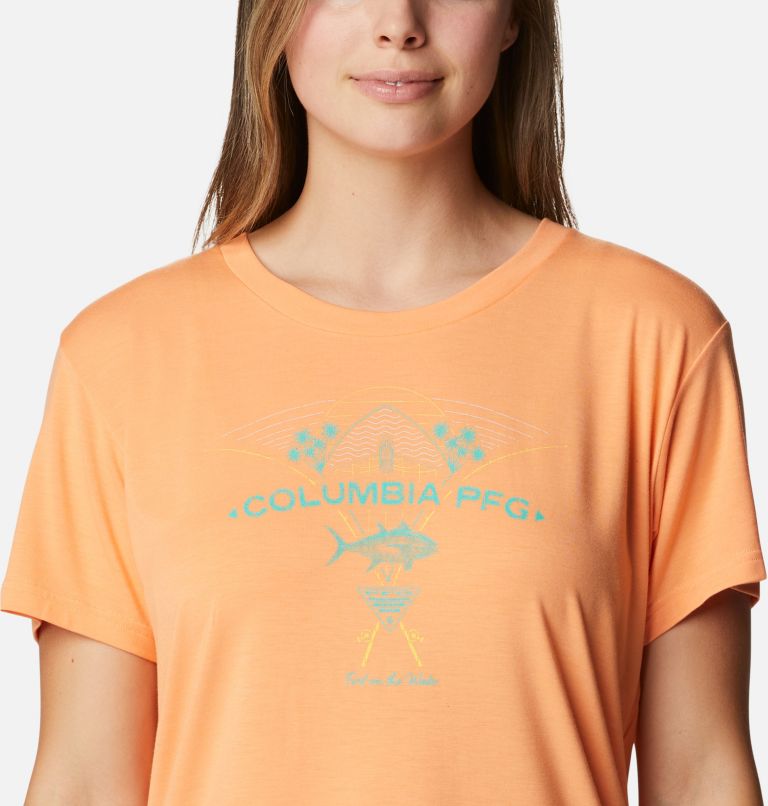 Thumbnail: Women's PFG Slack Water Graphic Short Sleeve Shirt, Color: Bright Nectar, Tuna, image 4