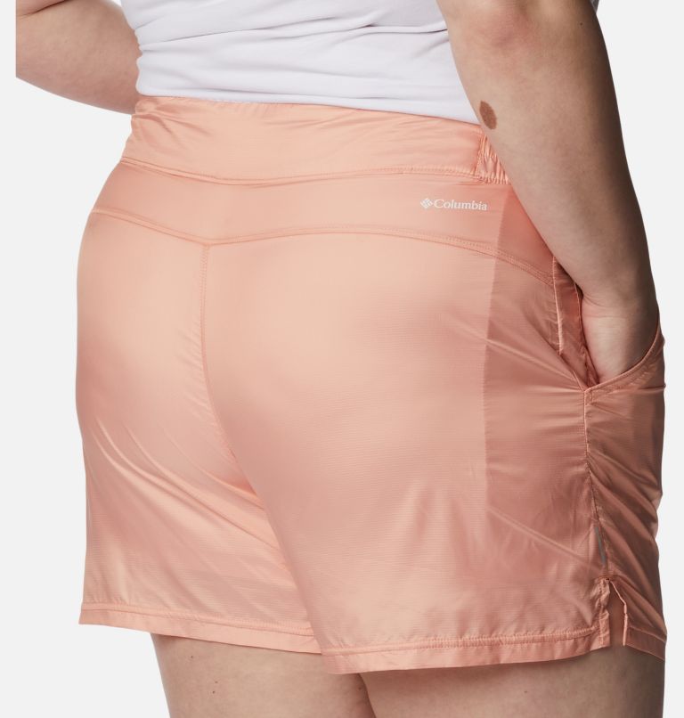 Thumbnail: Women's Alpine Chill Zero Iridescent Shorts - Plus Size, Color: Pink Dawn Iridescent, image 5