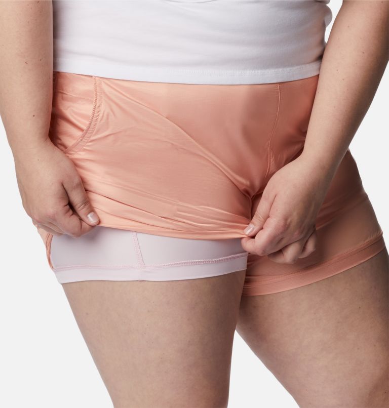 Thumbnail: Women's Alpine Chill Zero Iridescent Shorts - Plus Size, Color: Pink Dawn Iridescent, image 6