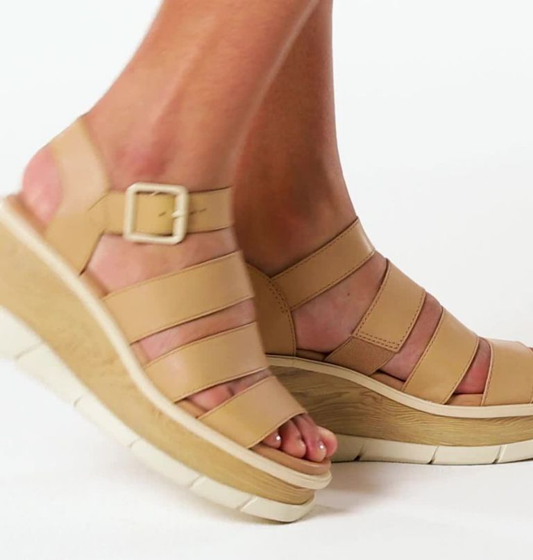 Joanie III Ankle Strap Wedge Sandale für Frauen, Color: Honest Beige, Chalk