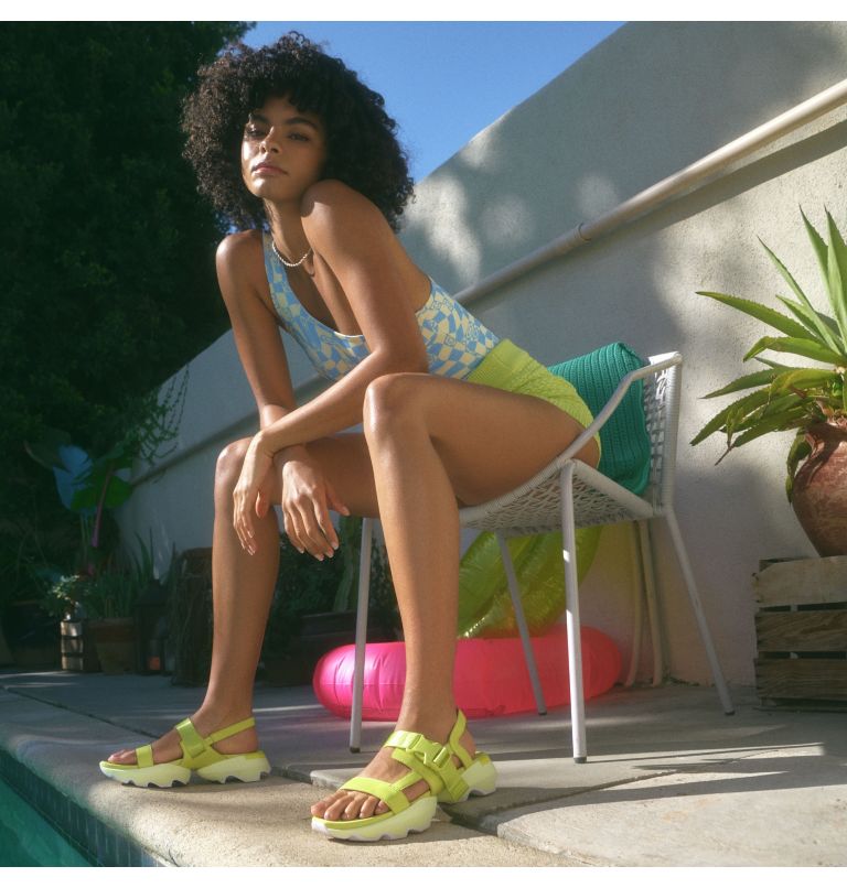 Thumbnail: Women's Kinetic Impact Sling Sandal, Color: Bolt, White, image 11