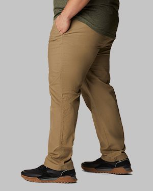 A mearing wearing khaki hiking pants.