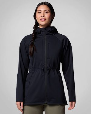 Woman wearing a black softshell jacket.