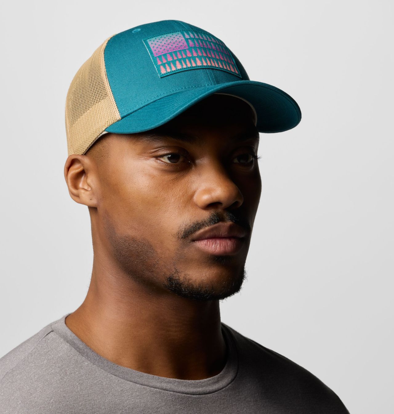 Columbia Tree Flag™ Mesh Snapback 3