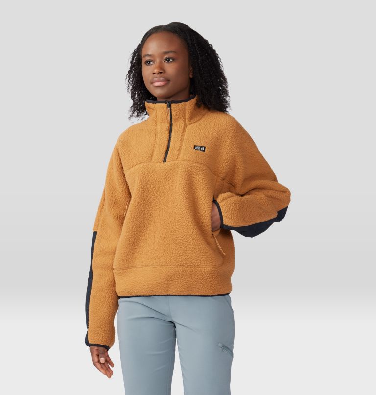 Colorful store fleece pullover