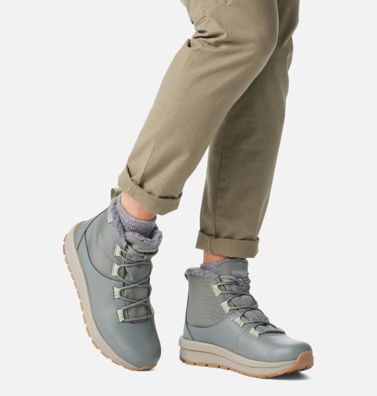 Columbia shorty outlet boots