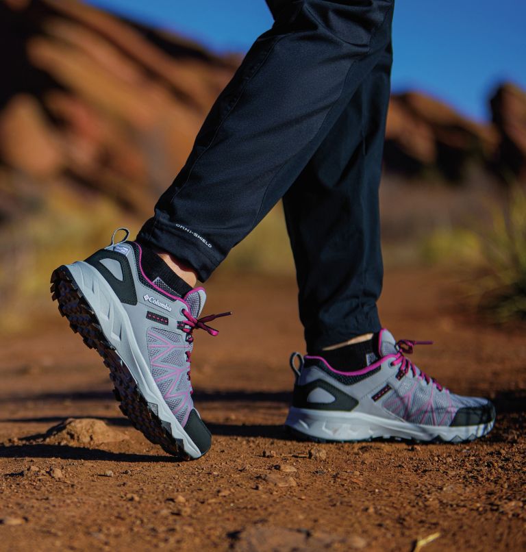 Thumbnail: Chaussure Peakfreak II OutDry Femme, Color: Monument, Wild Fuchsia, image 12