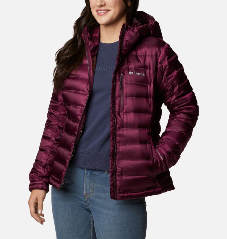 Thumbnail: Women's Pebble Peak Down Hooded Jacket, Color: Marionberry, image 8