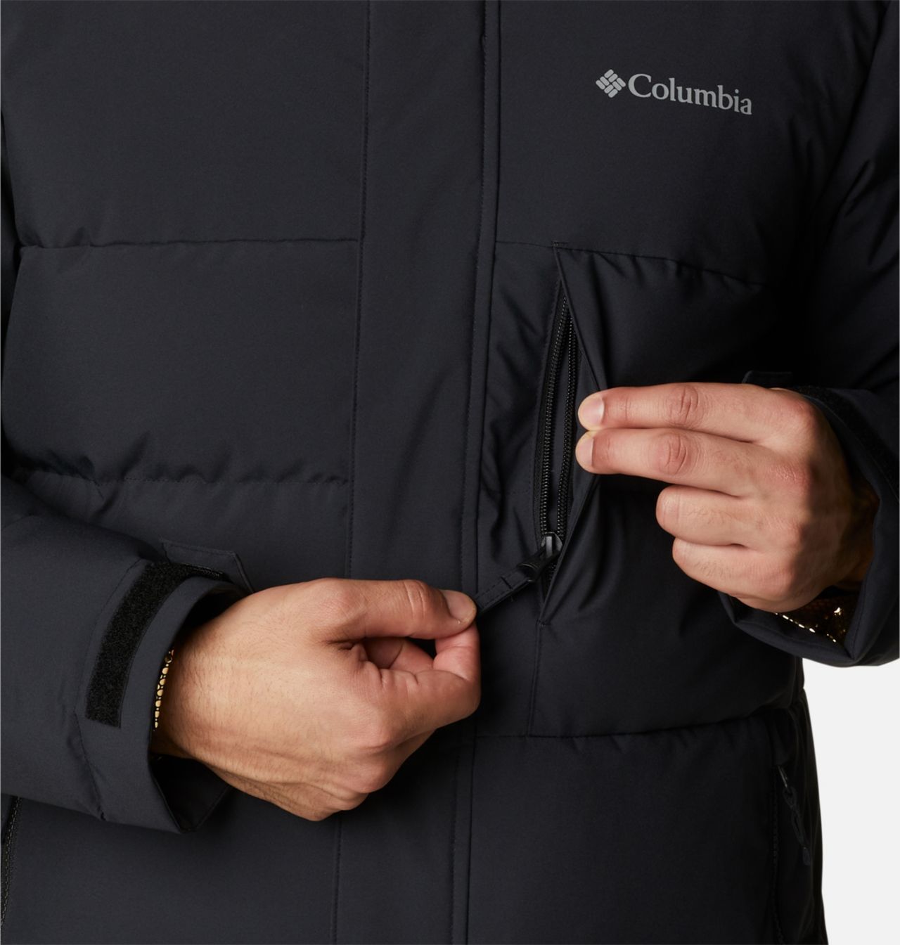 Men's Toyama Pass™ Down Parka 7