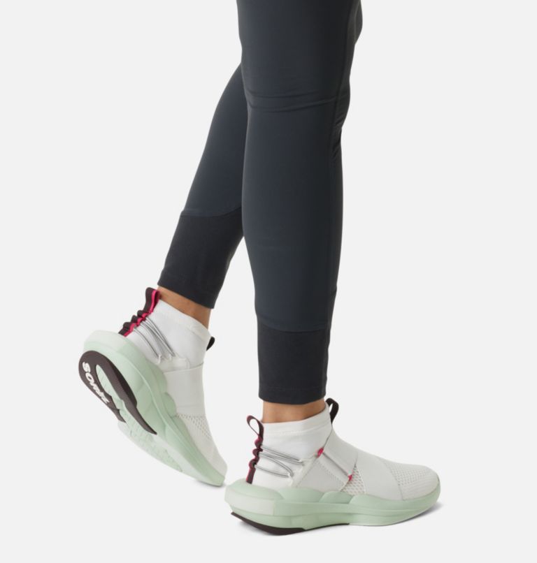 Women's defy 2024 mid sneaker