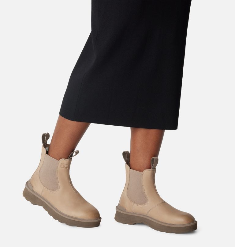 Thumbnail: Women's Hi-Line Chelsea Boot, Color: Omega Taupe, Major, image 7