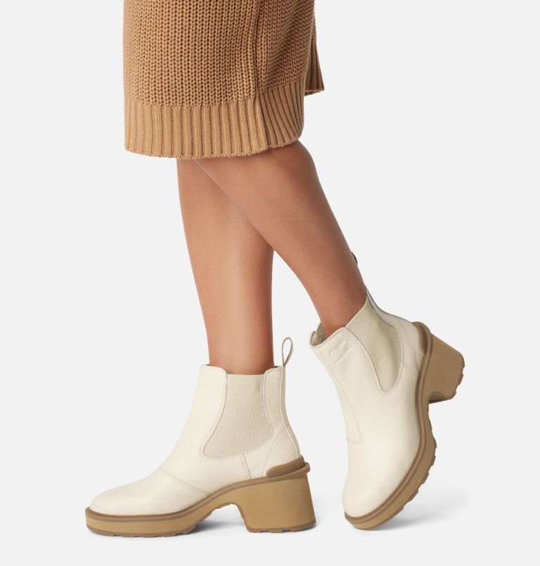 Thumbnail: Women's Hi-Line Heel Chelsea Boot, Color: Bleached Ceramic, Caribou Buff, image 7