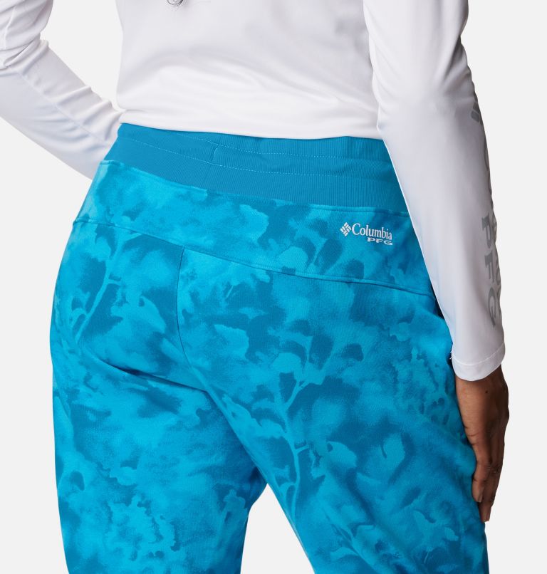 Thumbnail: Women's PFG Slack Water French Terry Joggers, Color: Pool, Sunwashed, image 5