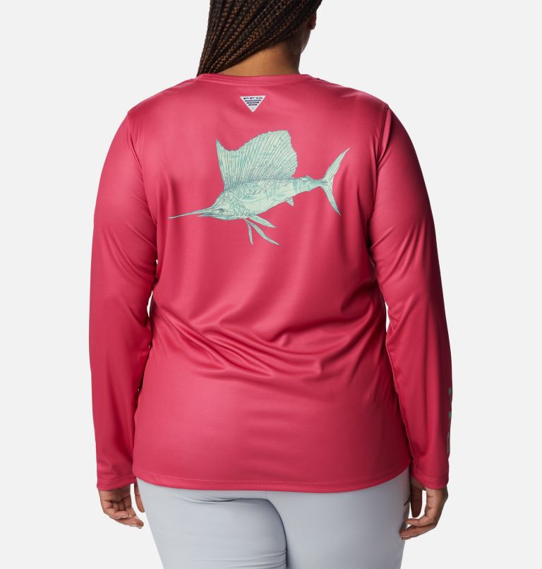 Thumbnail: Women's PFG Tidal Tee Sailfish Flair Long Sleeve Shirt - Plus Size, Color: Cactus Pink, Kelp Palmetto, image 2