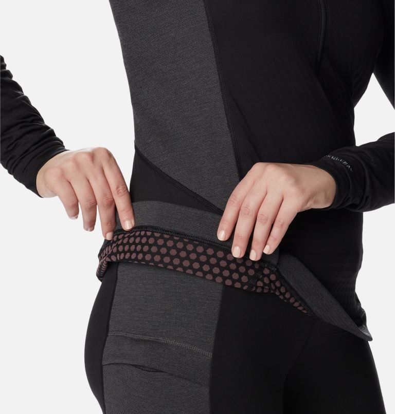 Thumbnail: Women's Titan Pass Helix 1/4 Zip Technical Pullover, Color: Black, image 6