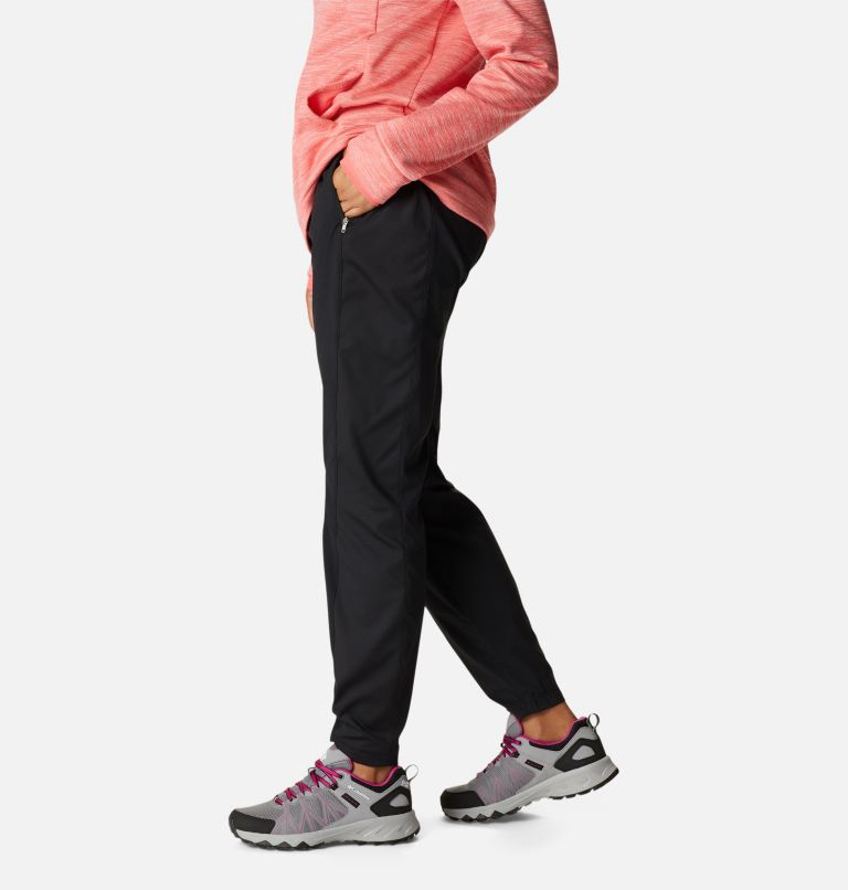 Women's Claudia Ridge Cargo Pant, Color: Black, image 3