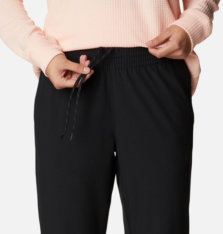 NEW Columbia Omni Shade Women's Straight Leg Active Fit Pants (Black,Small)