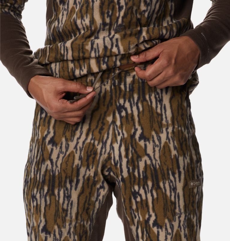 Thumbnail: Men's PHG Trophy Rack Omni-Heat Helix Fleece Pants, Color: Mossy Oak Bottomland, image 4