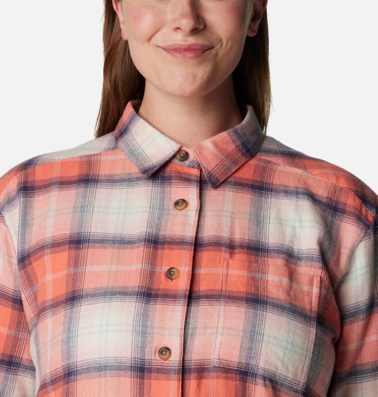 Thumbnail: Women's Holly Hideaway Flannel Shirt - Plus Size, Color: Faded Peach Ombre Tartan, image 4