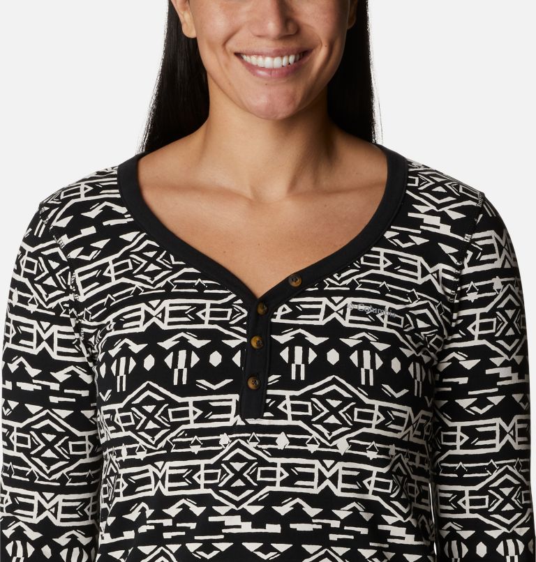 Thumbnail: Women's Holly Hideaway Thermal Long Sleeve Shirt, Color: Black 80s Stripe, image 4