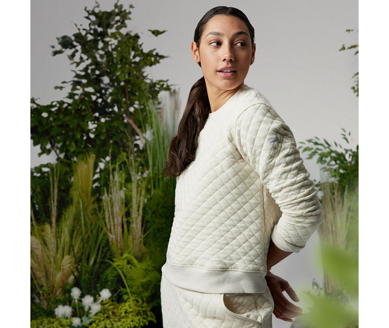 Women's Columbia Lodge™ Quilted Crew Sweatshirt 6