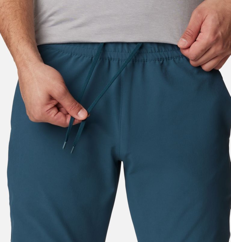 Thumbnail: Men's M Bliss Ascent Hybrid Pant, Color: Night Wave, image 4
