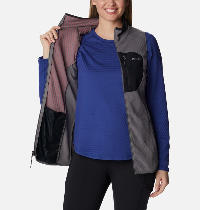 Thumbnail: Women's Outdoor Tracks Vest, Color: City Grey, Black, image 5
