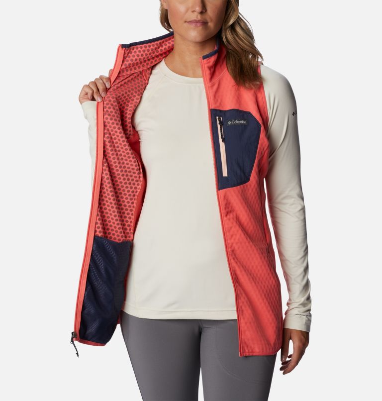 Women's Outdoor Tracks Vest, Color: Blush Pink, Peach Blossom, image 5