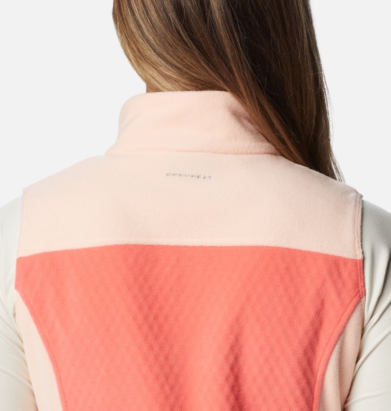 Thumbnail: Women's Overlook Trail Vest, Color: Blush Pink, Peach Blossom, image 7