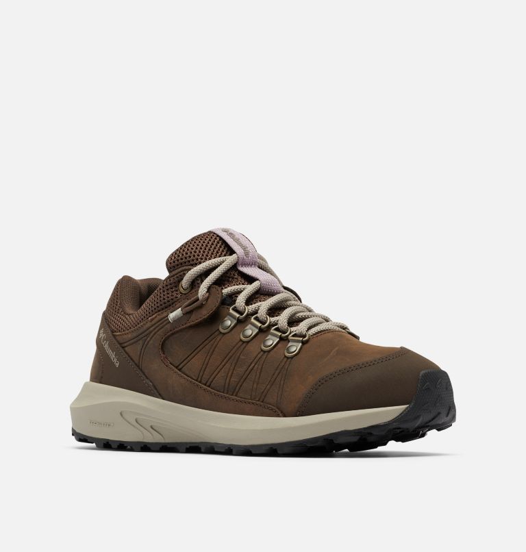 New balance deals hiking boots women's