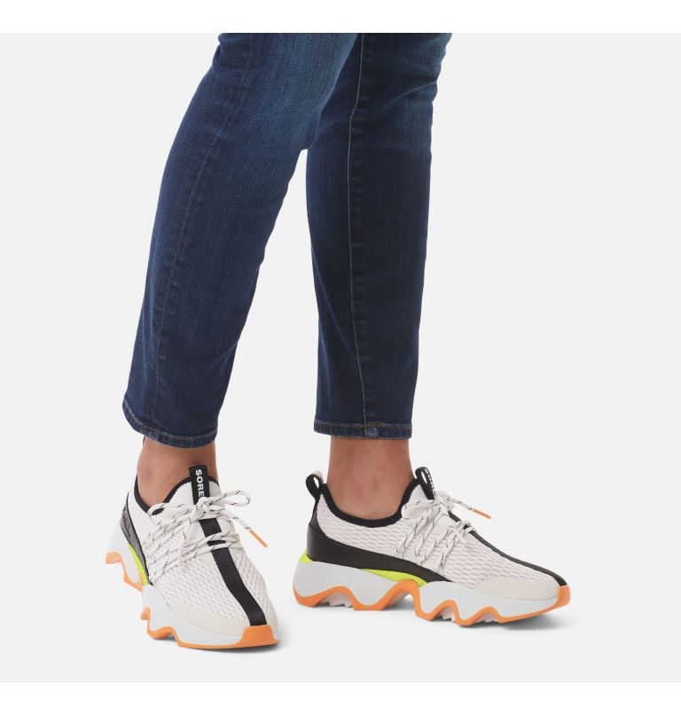 Chaussure de sport à lacets Kinetic Impact II pour femme, Color: Sea Salt, Koi, image 7