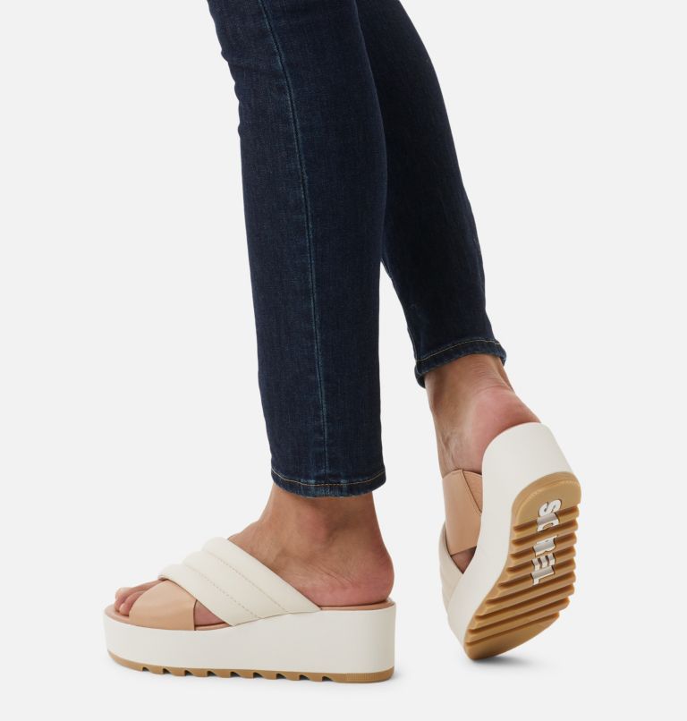 Thumbnail: Women's Cameron Flatform Puff Wedge Mule Sandal, Color: Chalk, Honest Beige, image 7