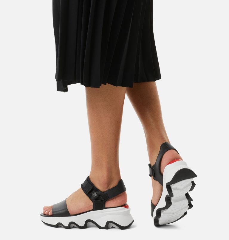 Thumbnail: Women's Kinetic Impact Y-Strap High Sandal, Color: Black, Sea Salt, image 7