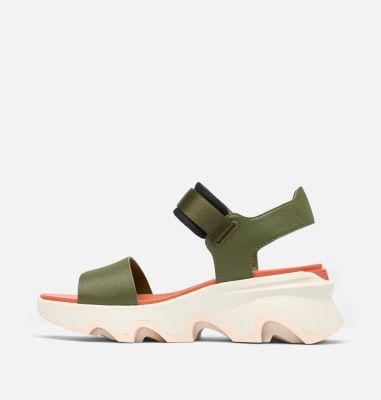 Sandalia alta Kinetic Impact Y-Strap para mujer, Color: Utility Green, Pearlescent, image 4