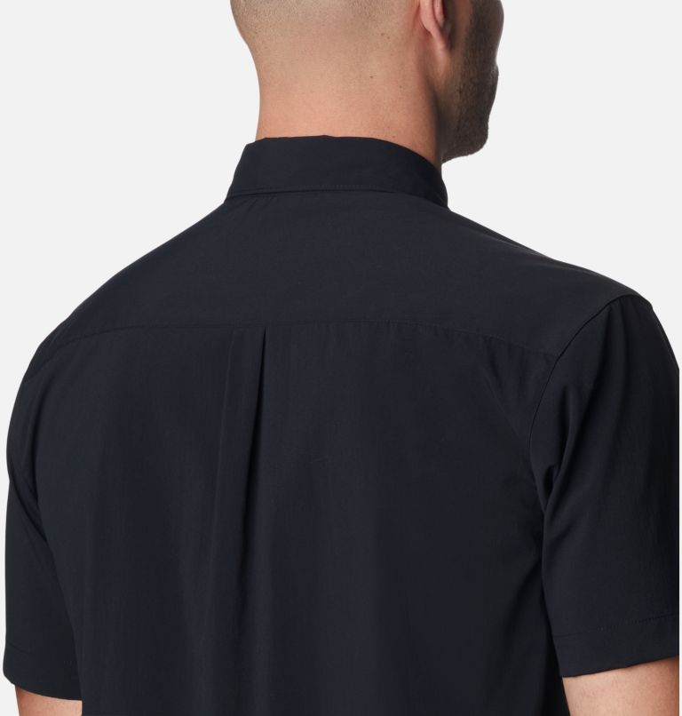 Thumbnail: Men's Canyon Gate Utility Short Sleeve Shirt, Color: Black, image 5
