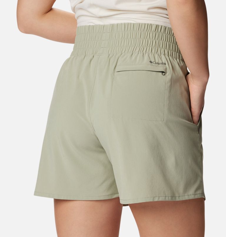 Women's Boundless Beauty™ Shorts | Columbia Sportswear