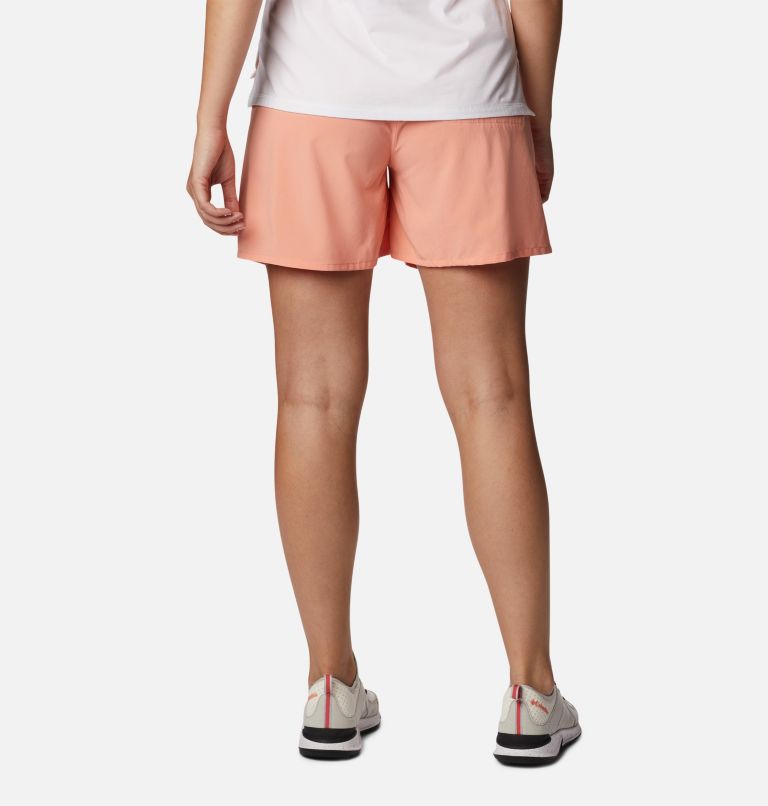 Thumbnail: Women's Boundless Beauty Shorts, Color: Summer Peach, image 2