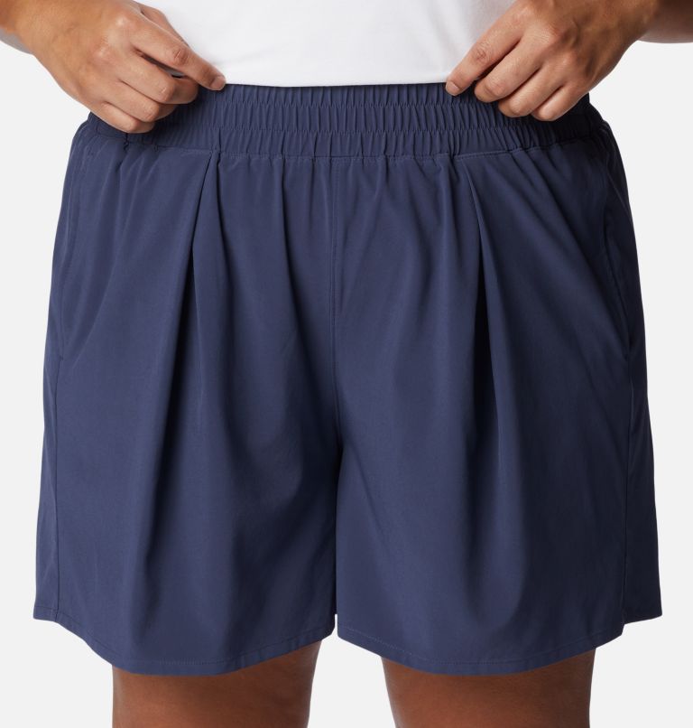 Thumbnail: Women's Boundless Beauty Shorts - Plus Size, Color: Nocturnal, image 4
