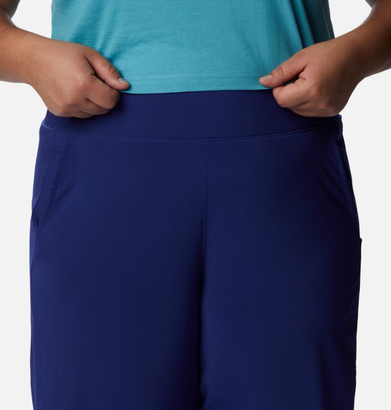 Thumbnail: Women's Anytime Flex Capris - Plus Size, Color: Dark Sapphire, image 4