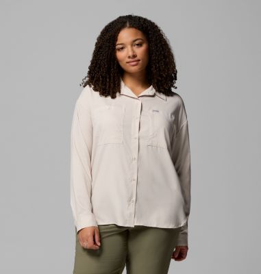 Chemise à manches longues fleurie bleue et blanche pour femme photo