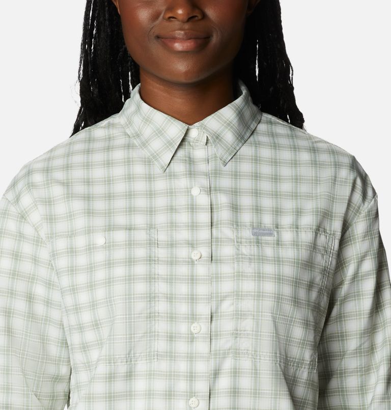 Camisa a cuadros Silver Ridge Utility para mujer, Color: White, Peak Plaid, image 4
