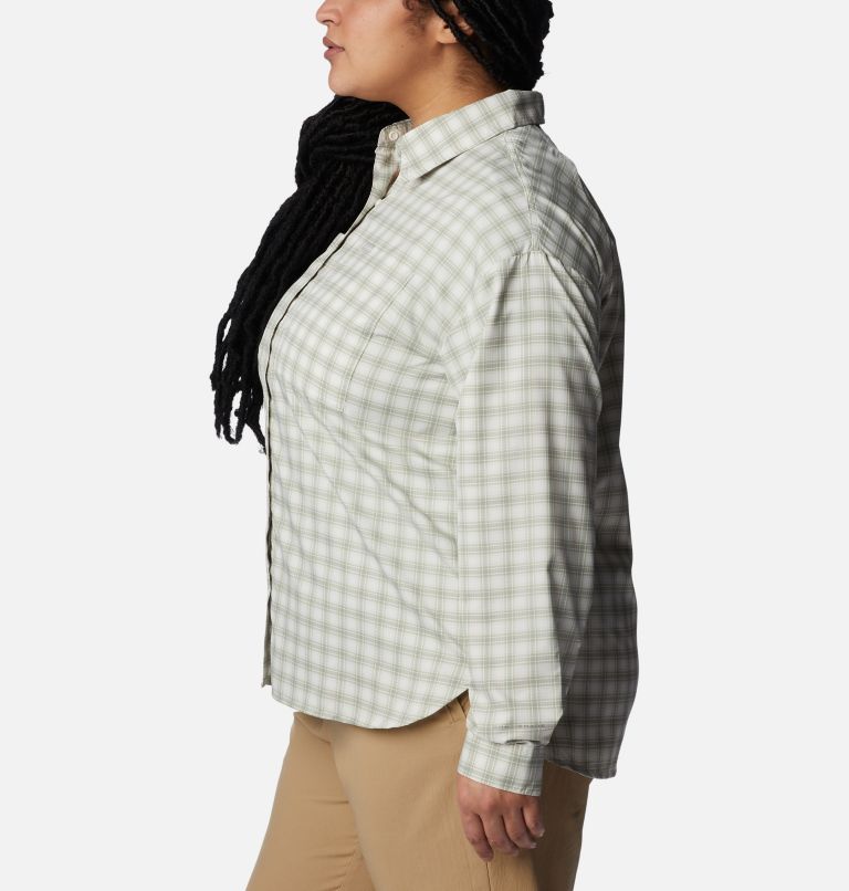 Thumbnail: Women's Silver Ridge Utility Patterned Long Sleeve Shirt - Plus Size, Color: White, Peak Plaid, image 3
