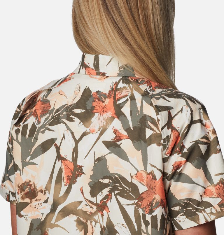 Women's Silver Ridge Utility Short Sleeve Shirt, Color: Chalk, Floriculture, image 6