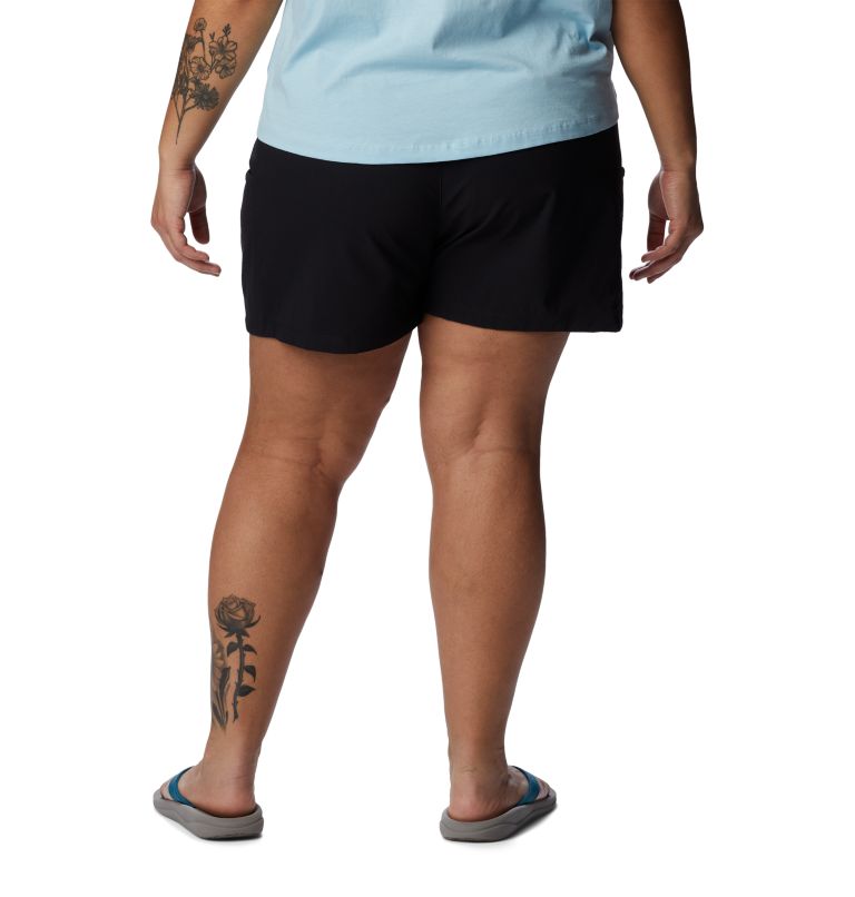 Thumbnail: Women's Leslie Falls Shorts - Plus Size, Color: Black, image 2