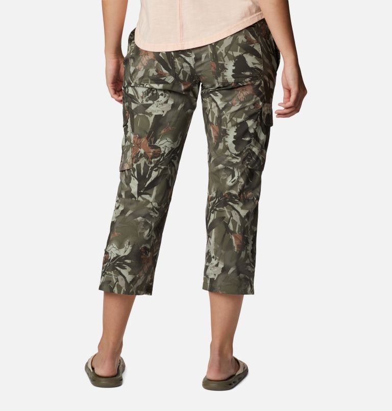 Women's Silver Ridge Utility Cargo Hiking Capri, Color: Stone Green, Floriculture, image 2
