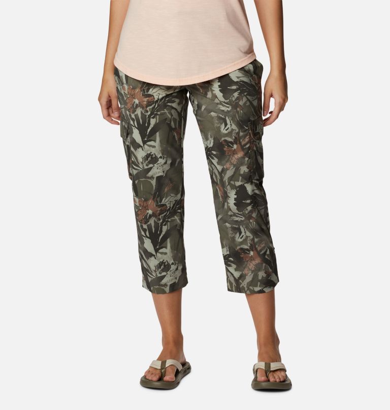 Women's Silver Ridge Utility Cargo Hiking Capri, Color: Stone Green, Floriculture, image 1