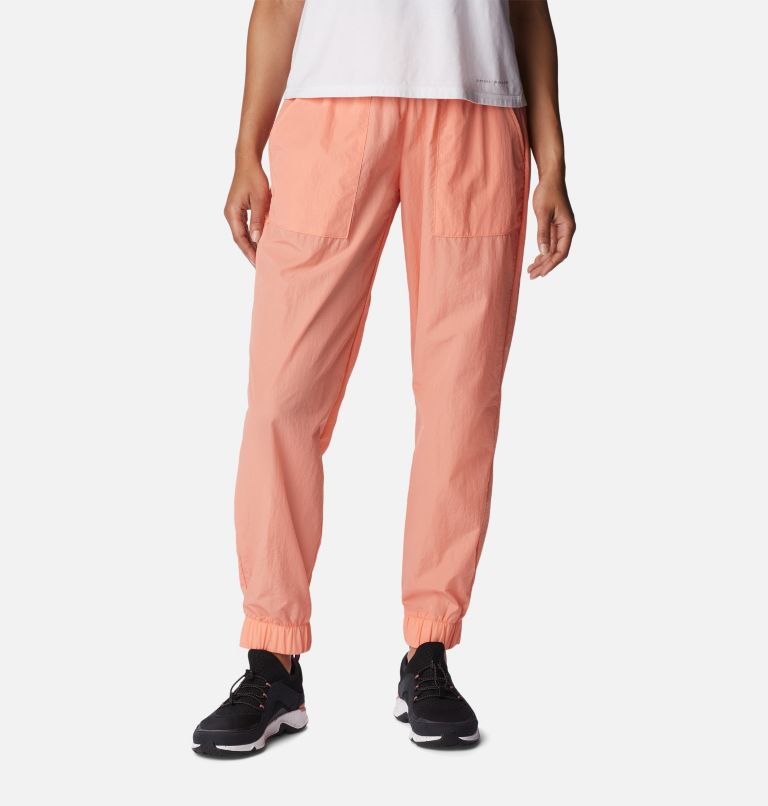 Pantalón deportivo Boundless Trek para mujer, Color: Summer Peach, image 1